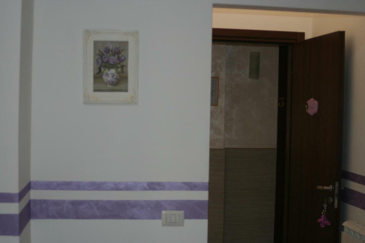 I Villini Affittacamere Fiumicino Exterior foto